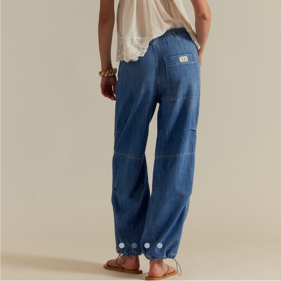 FP WE THE FREE Logan Cinched Cargo Jean, Size XS - Picture 2 of 6